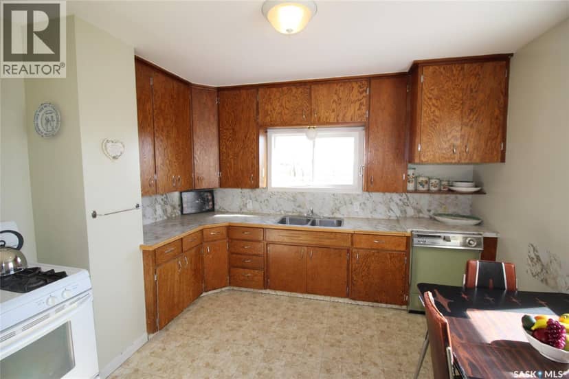 710 Railway AVENUE, Arlington Rm No. 79, photo 5