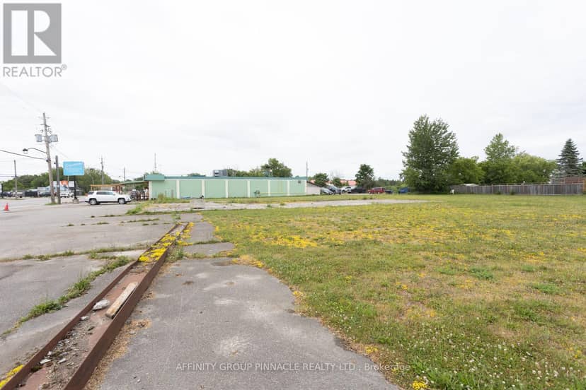 94 Lindsay Street — photo 4 of 36
