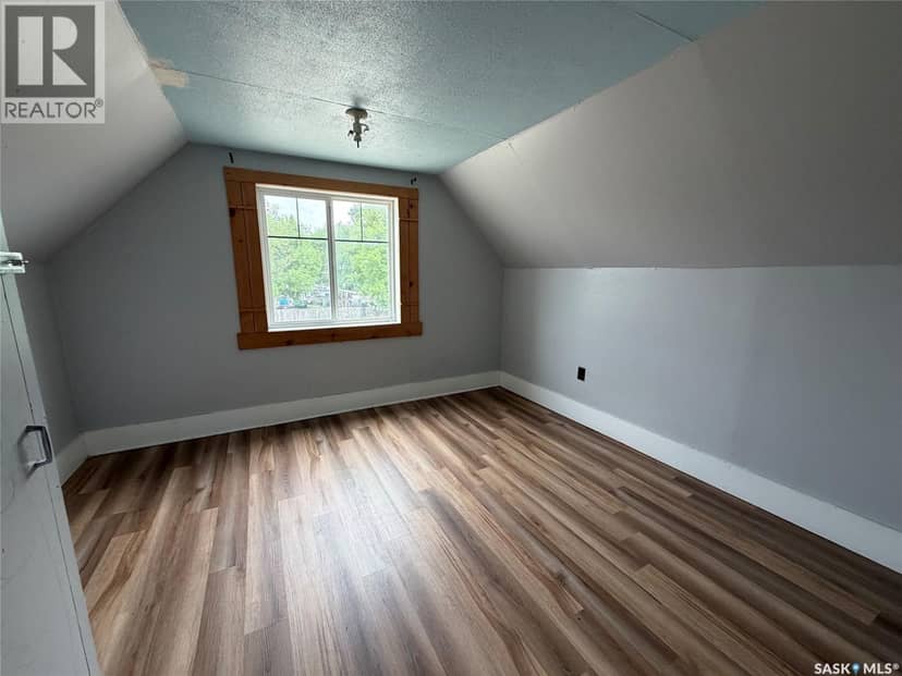 107 Main STREET — photo 7 of 9