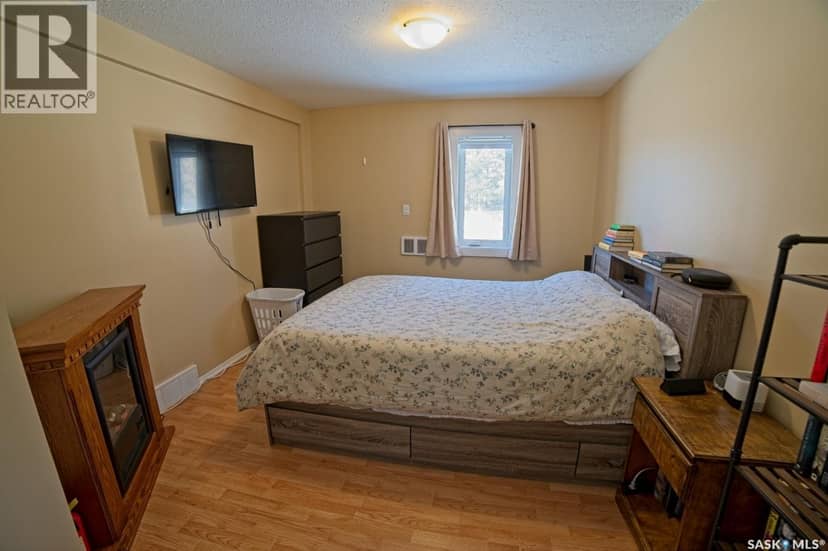 101 5th AVENUE S — photo 16 of 20