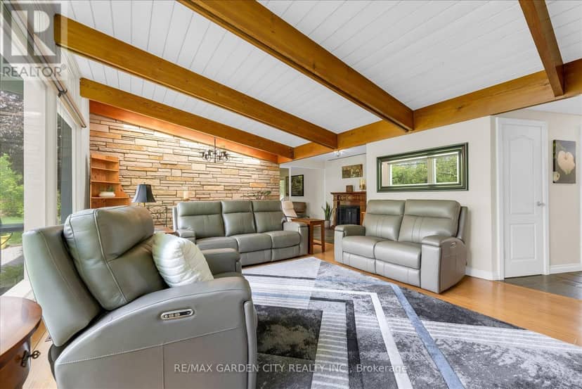 899 Niagara River Parkway — photo 12 of 34