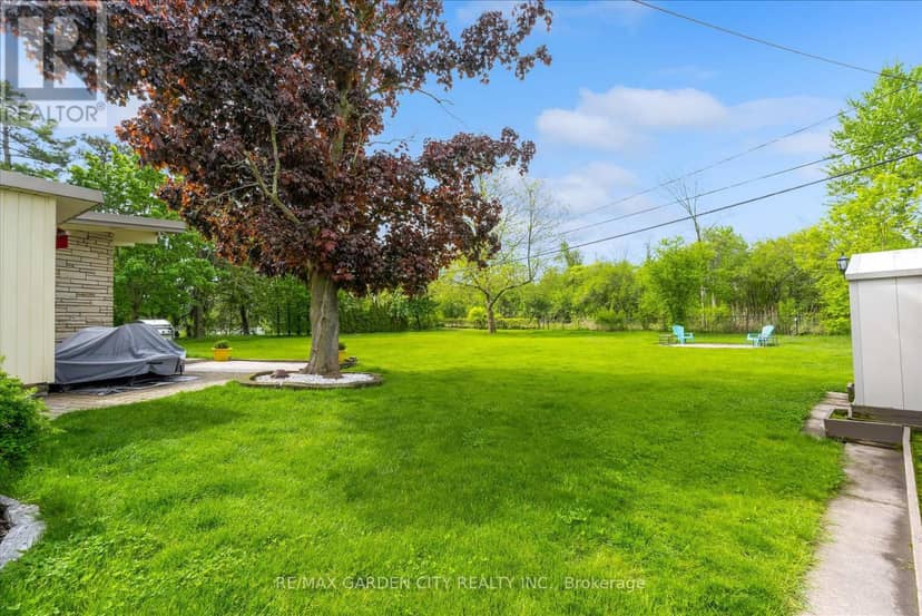 899 Niagara River Parkway — photo 32 of 34