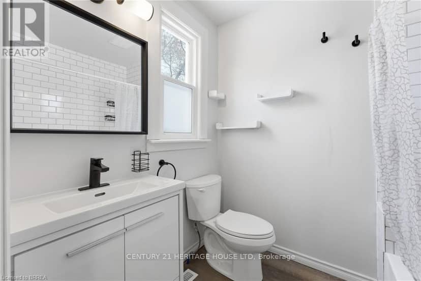 174-176 Darling Street — photo 7 of 18