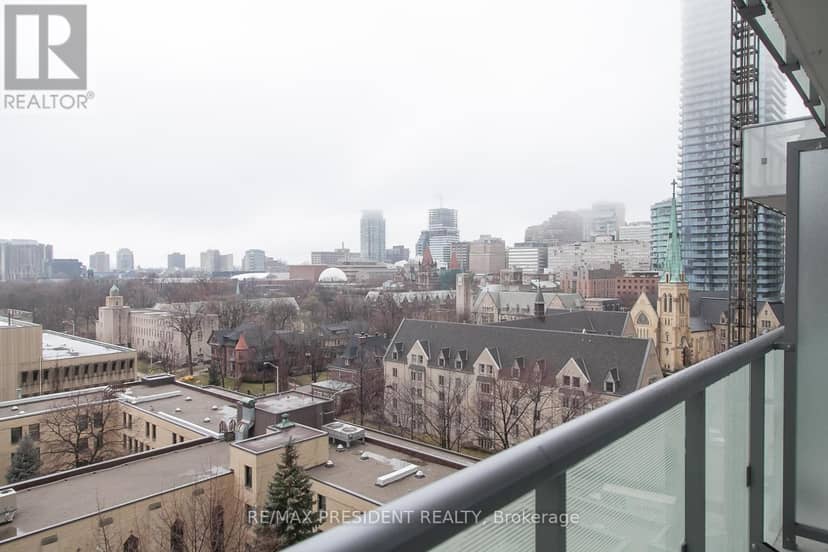 913 - 57 St Joseph Street — photo 10 of 11