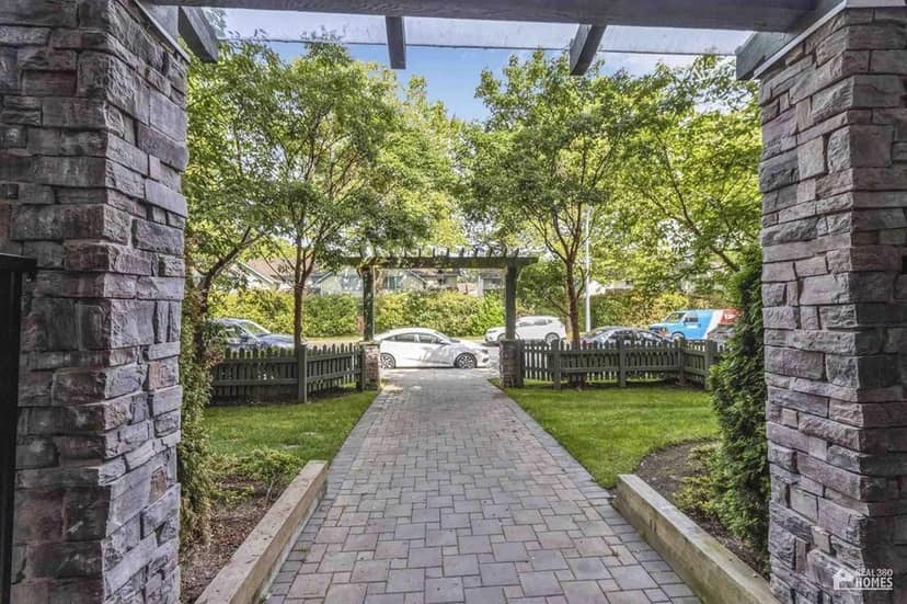 320 8183 121A STREET, Surrey, photo 2