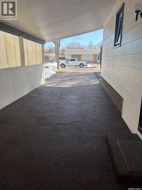 210 Alexander AVENUE — photo 33 of 36