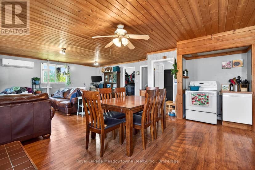 8122 Eramosa Garafraxa Townline — photo 38 of 40