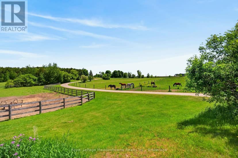 8122 Eramosa Garafraxa Townline — photo 32 of 40