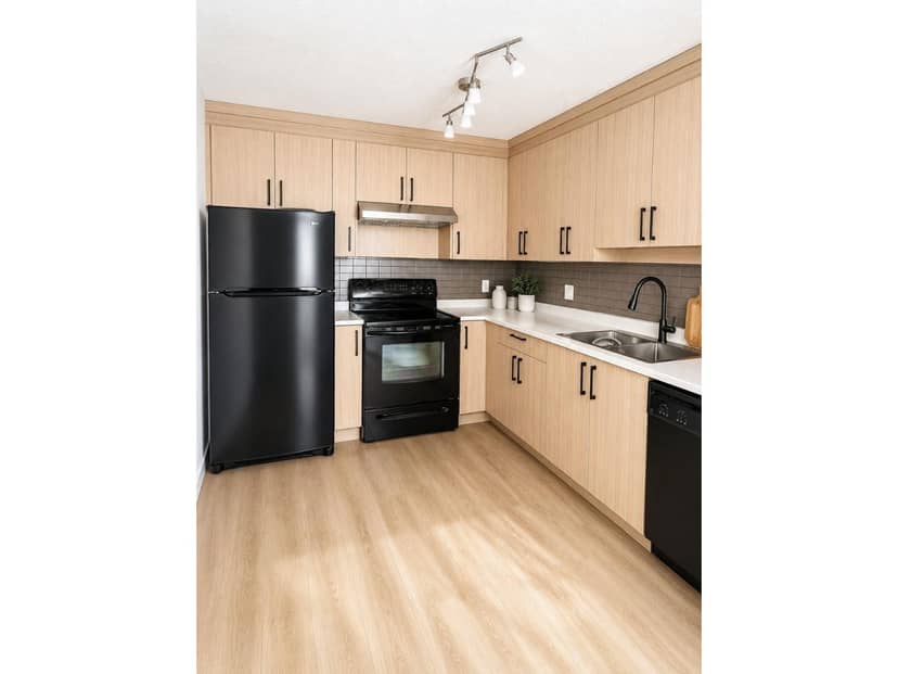 1801 13618 100 AVENUE, Surrey