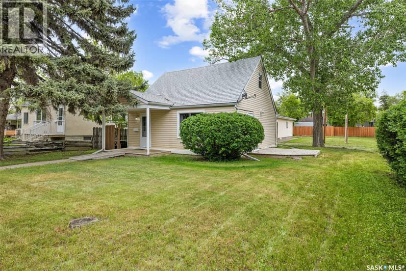 33 Merritt CRESCENT — photo 2 of 18