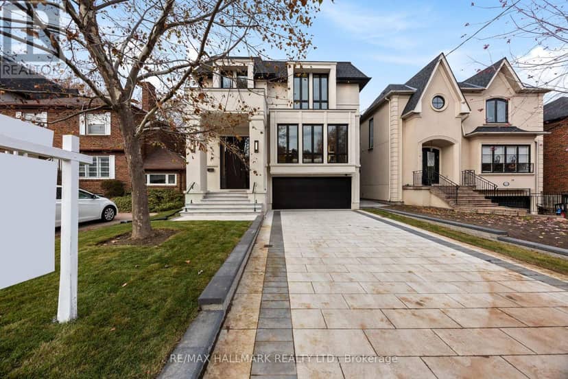 652 Bedford Park Avenue, Toronto