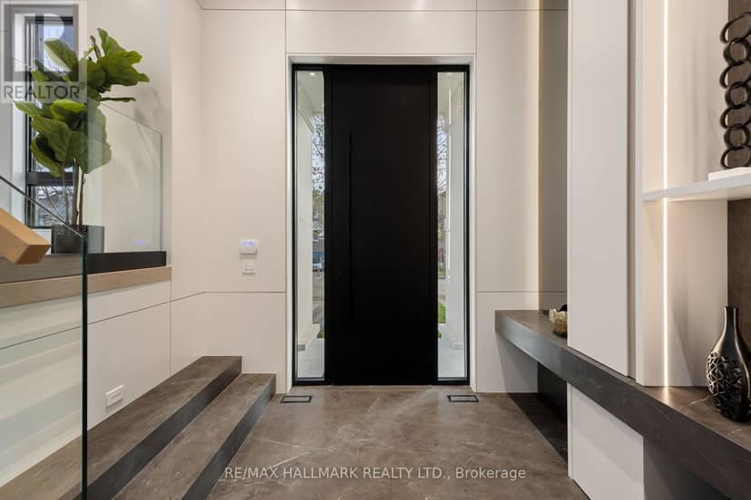 652 Bedford Park Avenue, Toronto, photo 4