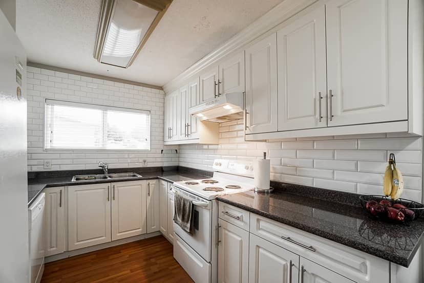 17954 58 AVENUE, Surrey, photo 8