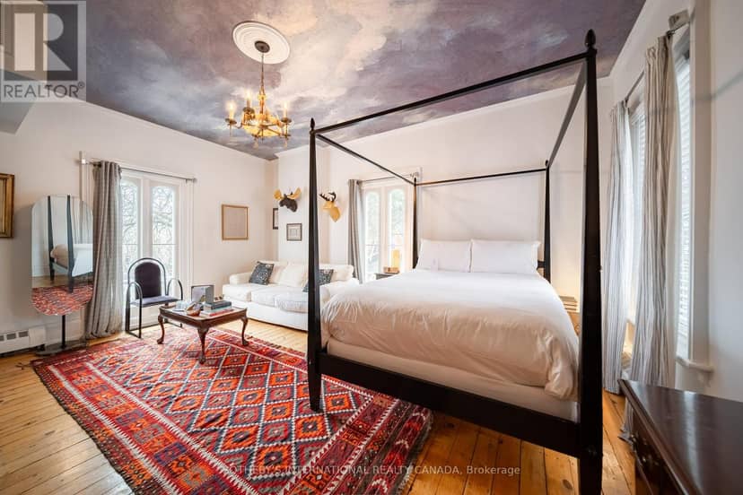 343 Main Street E — photo 19 of 40