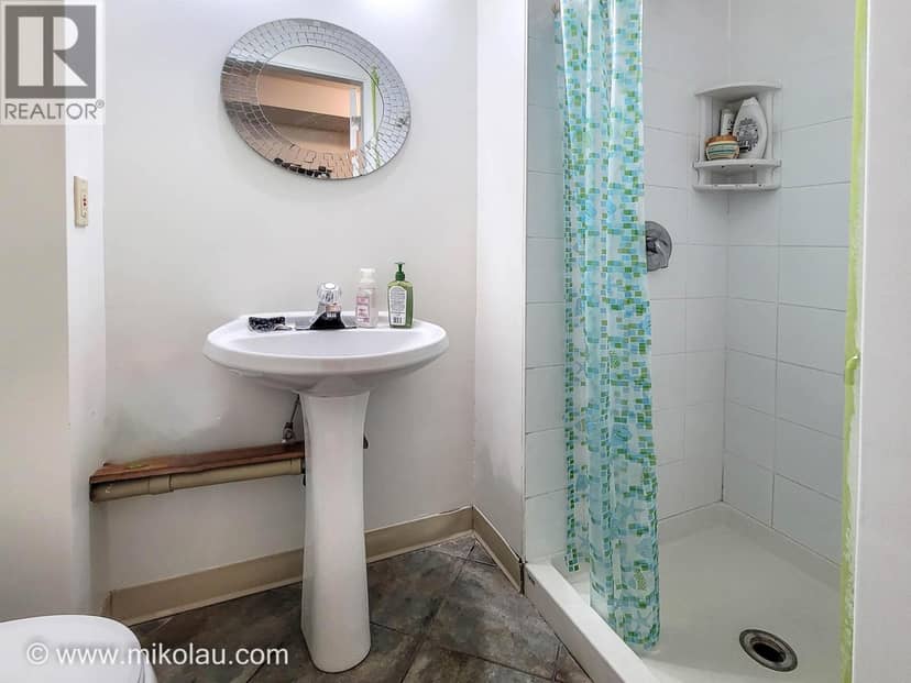 628X ELLIOTT ST, Vancouver, photo 4