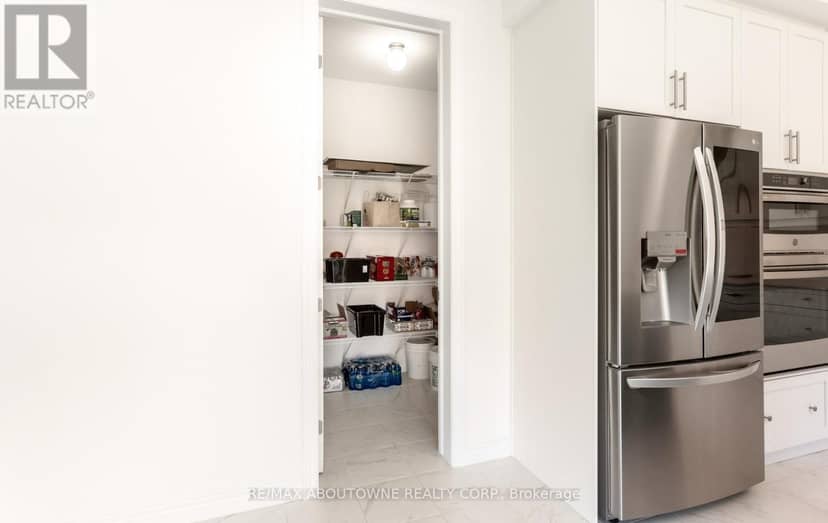 10 McGovern Lane — photo 16 of 40