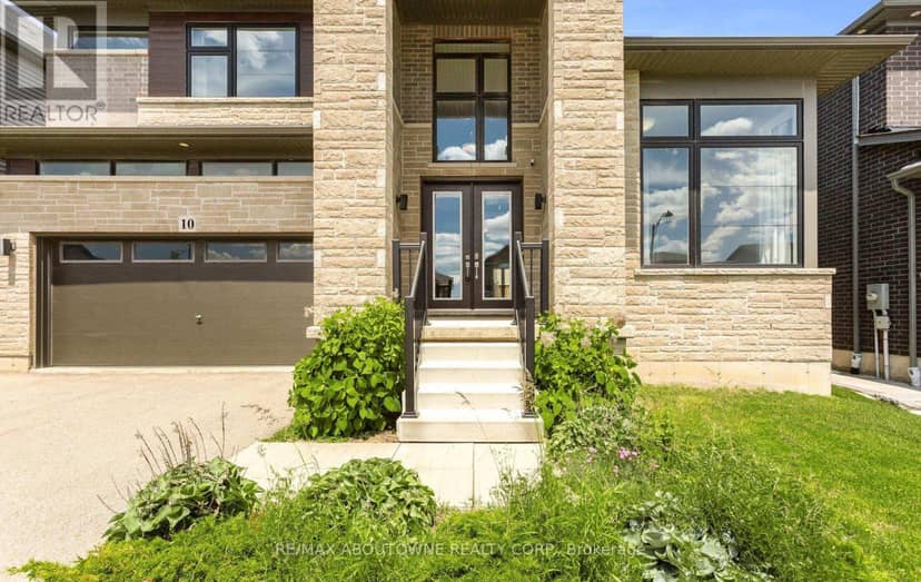 10 McGovern Lane — photo 2 of 40