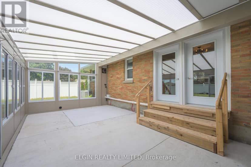 2 Lyndale Avenue — photo 38 of 40