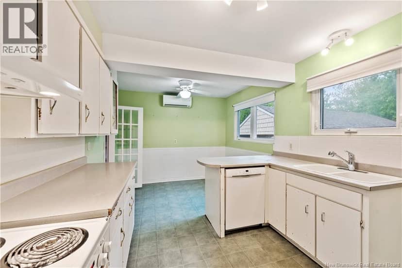 82 Eighth Street — photo 10 of 33