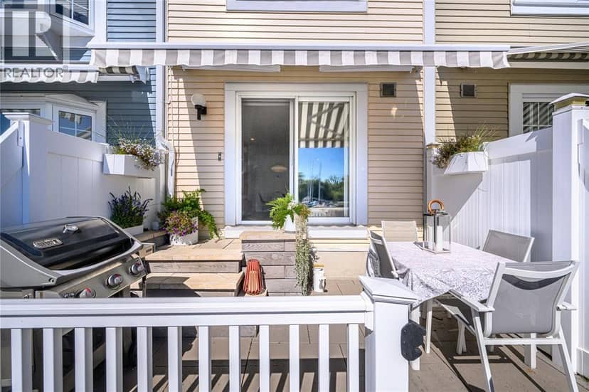 1510 VENETIAN BOULEVARD Unit# M-32 — photo 15 of 38
