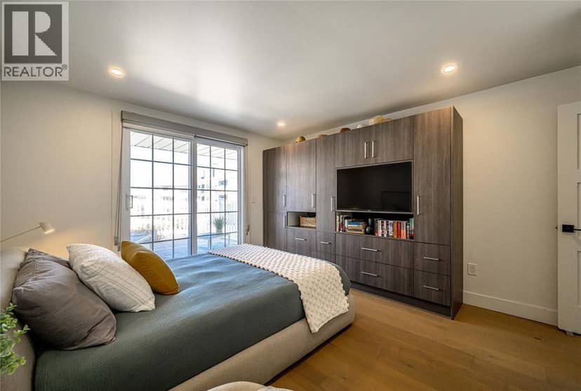 1510 VENETIAN BOULEVARD Unit# M-32 — photo 24 of 38