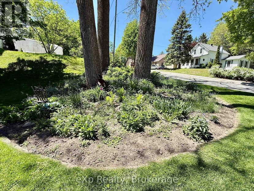303 Mary Street — photo 40 of 40