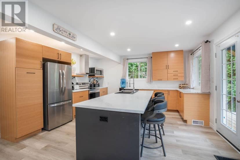286 Harmony Beach RD — photo 15 of 35