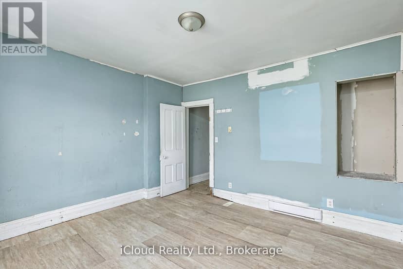 1083 3rd A Avenue E — photo 10 of 16