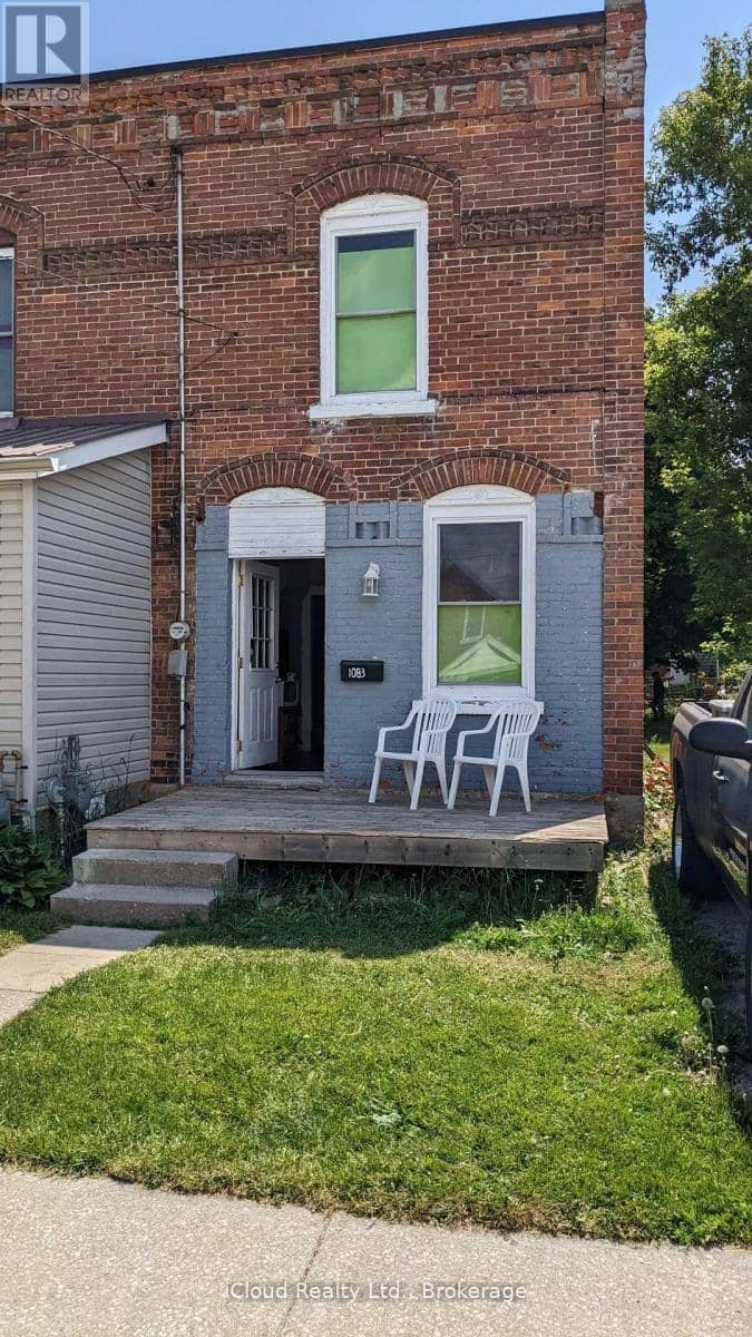 1083 3rd A Avenue E — photo 2 of 16