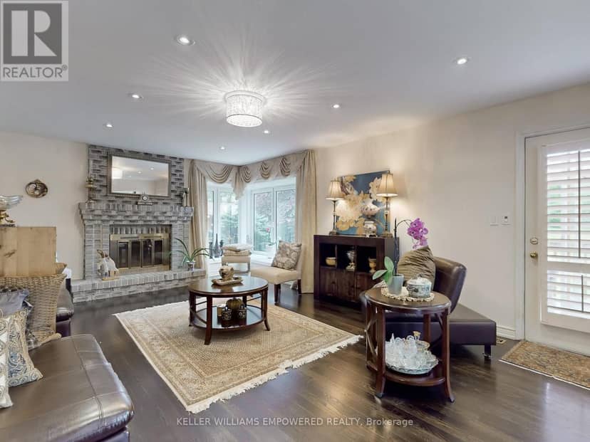 788 Woodland Acres Crescent — photo 17 of 40