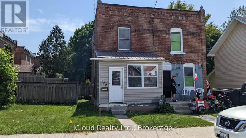 1085 3rd A Avenue E — photo 1 of 15