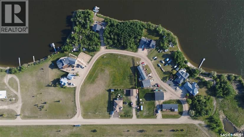 9 Humboldt Lake CRESCENT — photo 5 of 5