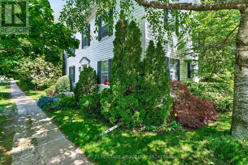 136 Old Danforth Road — photo 3 of 40