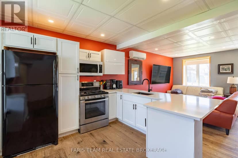 5 Scott Street — photo 8 of 40