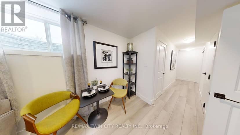 171 Julie Crescent — photo 7 of 24