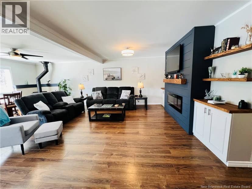 19 Fleet Lane — photo 12 of 40