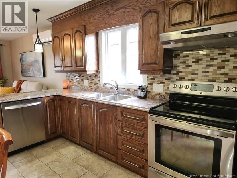 26 Rue Mgr Melanson — photo 11 of 40