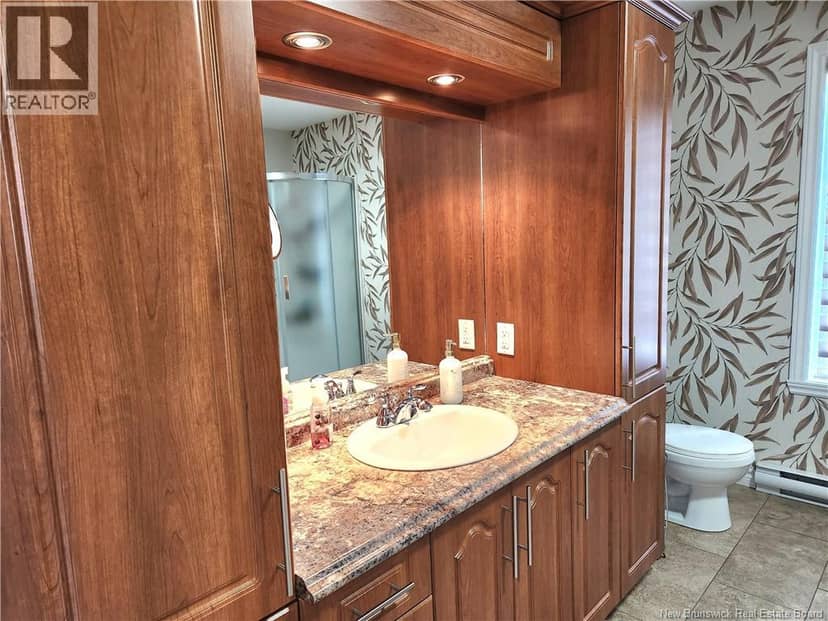 26 Rue Mgr Melanson — photo 15 of 40