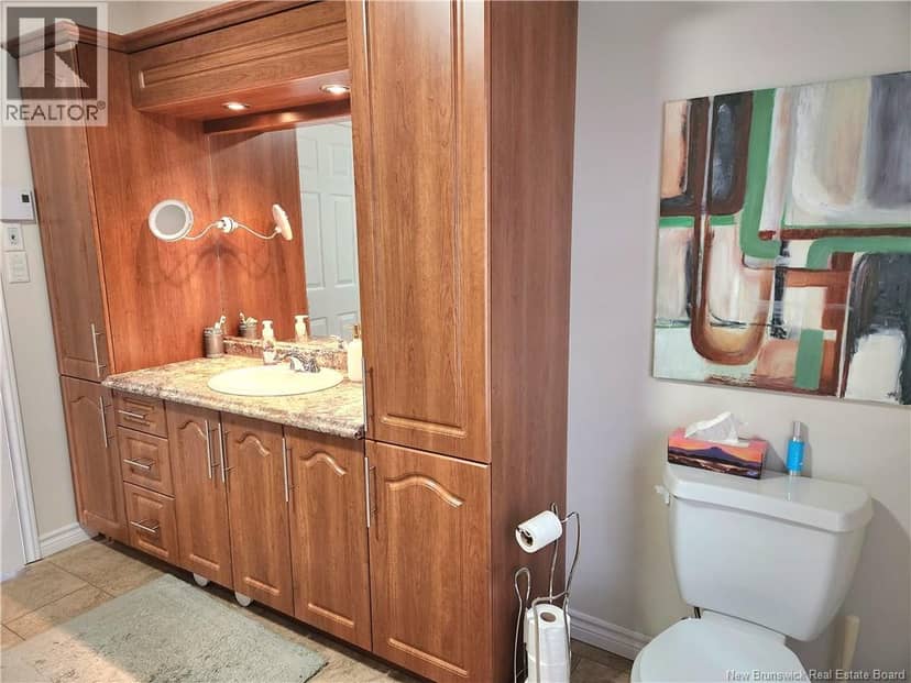 26 Rue Mgr Melanson — photo 16 of 40