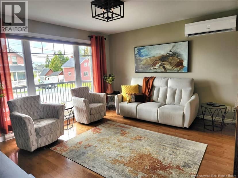 26 Rue Mgr Melanson — photo 14 of 40