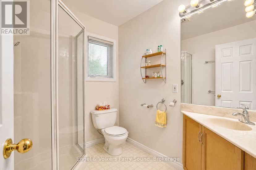 1, 3 & 4 Loon Bay — photo 17 of 39