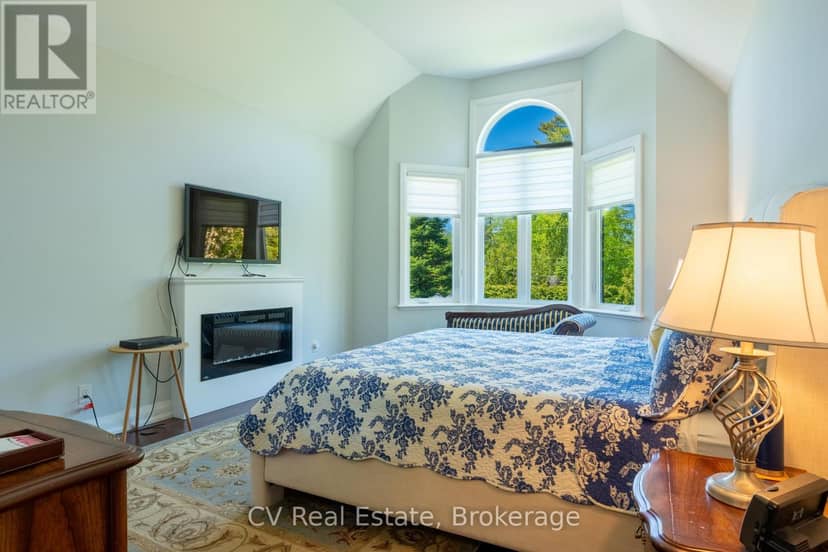 180 St. Edmunds Crescent — photo 15 of 40