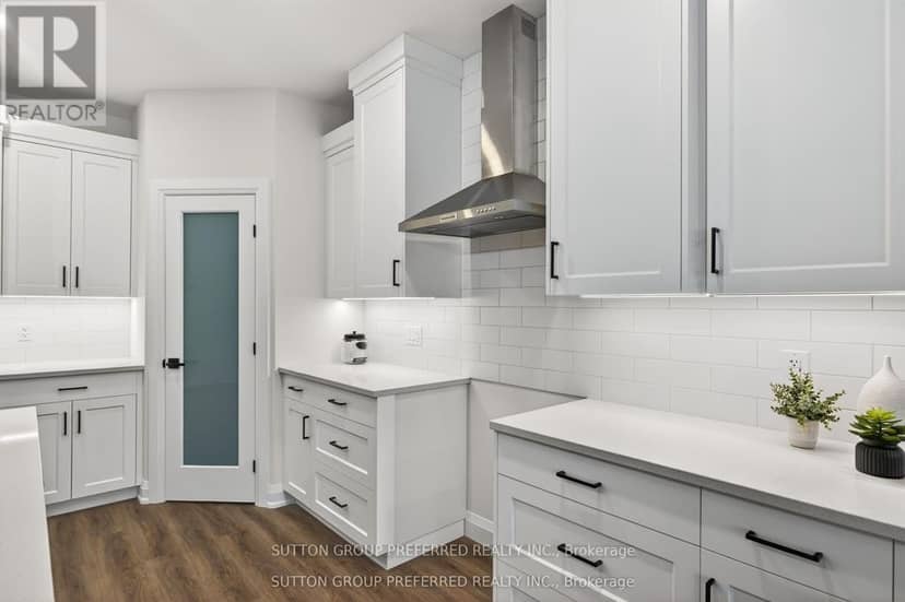 28 - 175 Glengariff Drive — photo 14 of 27