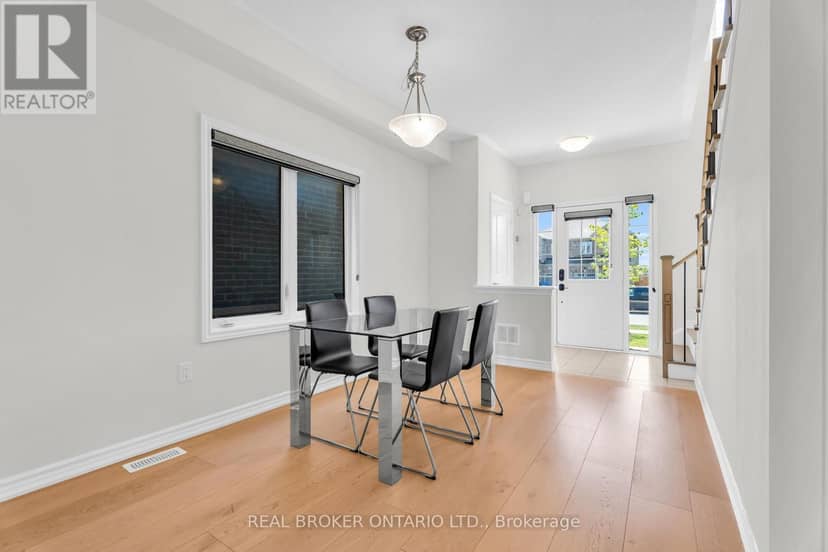125 Werry Avenue — photo 7 of 36