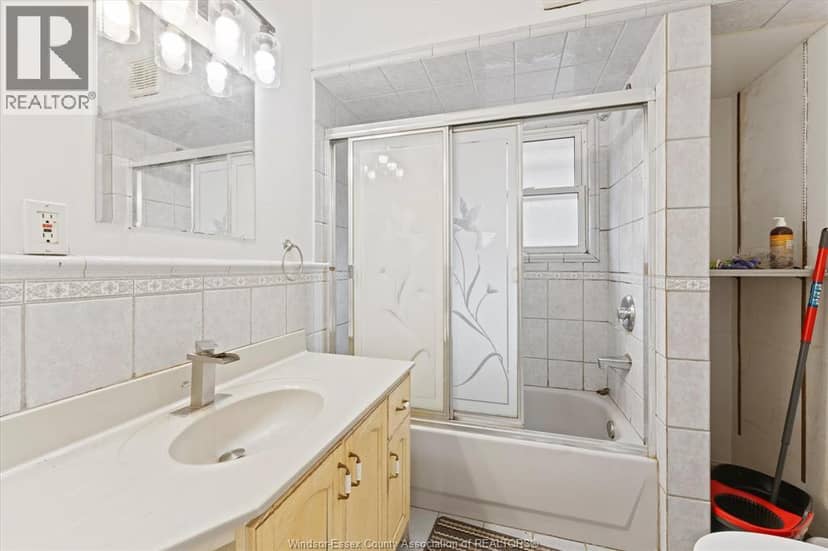 72-74 HANNA STREET East — photo 25 of 37