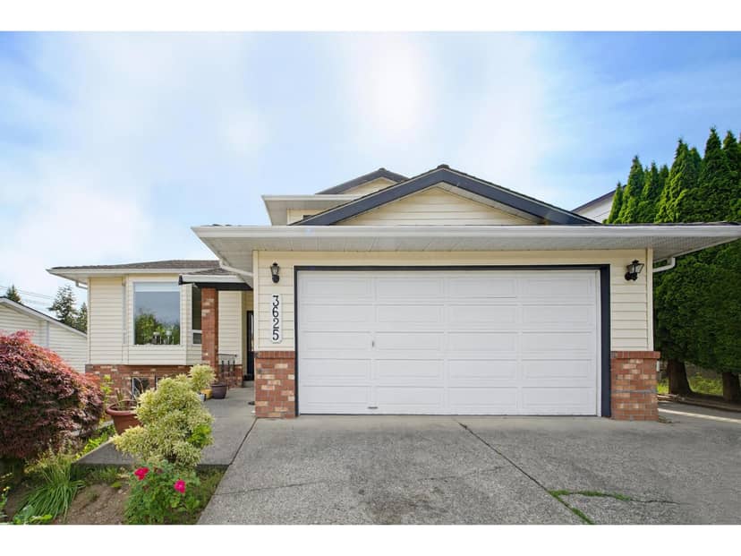 3625 NOOTKA STREET, Abbotsford
