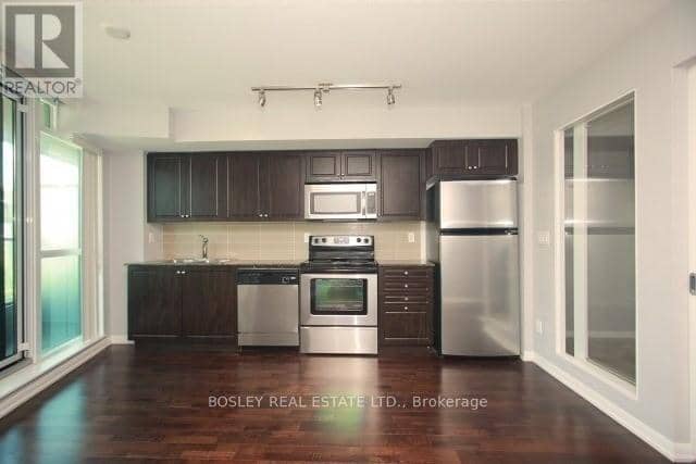 468 - 209 Fort York Boulevard — photo 5 of 19