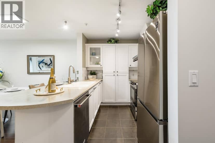 105 988 W 54TH AVENUE, Vancouver, photo 4