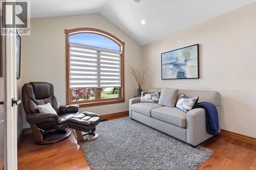 6576 Talbot Trail — photo 15 of 40