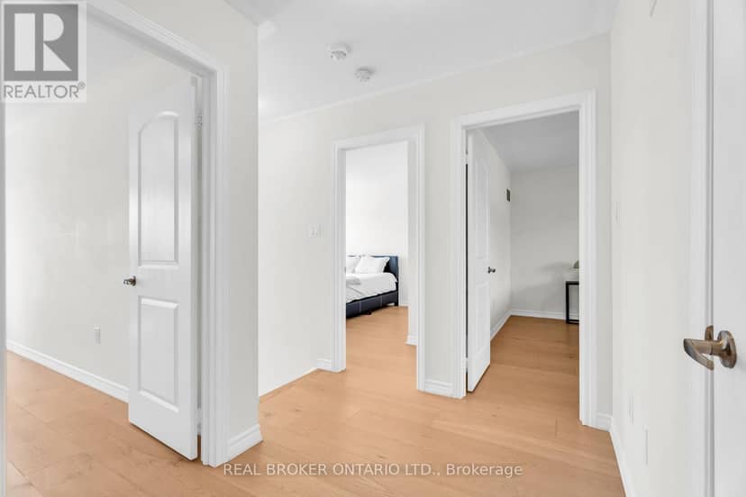 125 Werry Avenue — photo 21 of 36